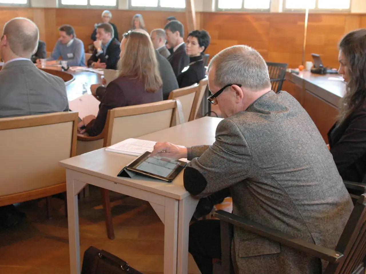 Guiding algorithms to offer suggestions