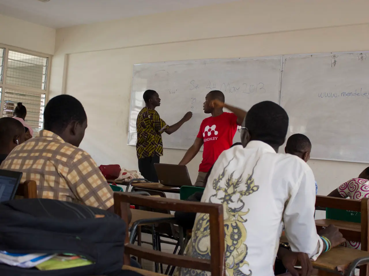 Remote Education: Pros and Cons of E-Learning