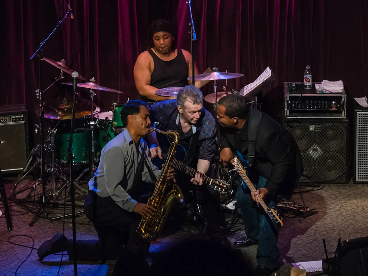 Effortless Guides for Instant Previews of Ableton Live and Logic Pro Software!