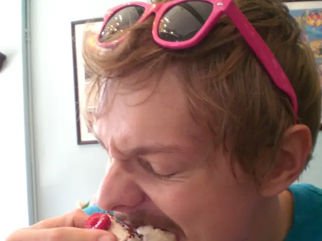 Compulsive Overeating Condition: Symptoms, Hazards, and Remedies