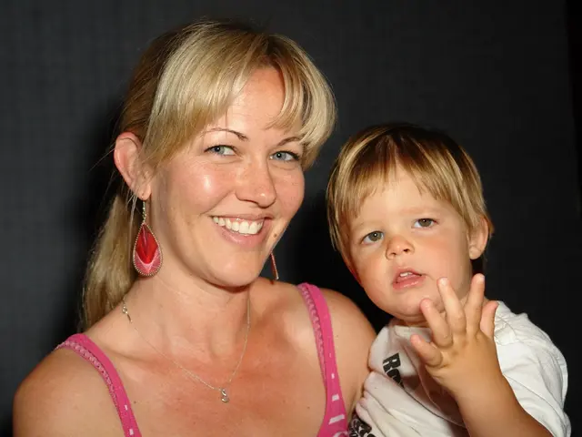 Crafting Impactful Initial Encounters: A Guide on Fostering Favorable First Impressions