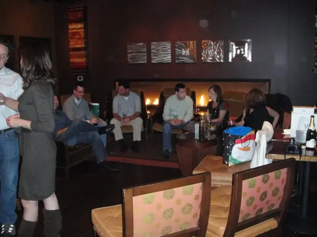 Navigating Post-Quarrel Interactions: Techniques for Restoring Harmony Post-Dispute