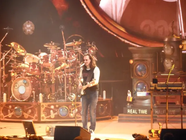 Online students from Los Angeles and across the United States eligible for exclusive discounts in...