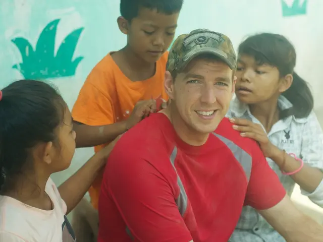 Family Struggles as Daughter Accumulates Half a Million Dollars in Student Debt, Pursuing Her...